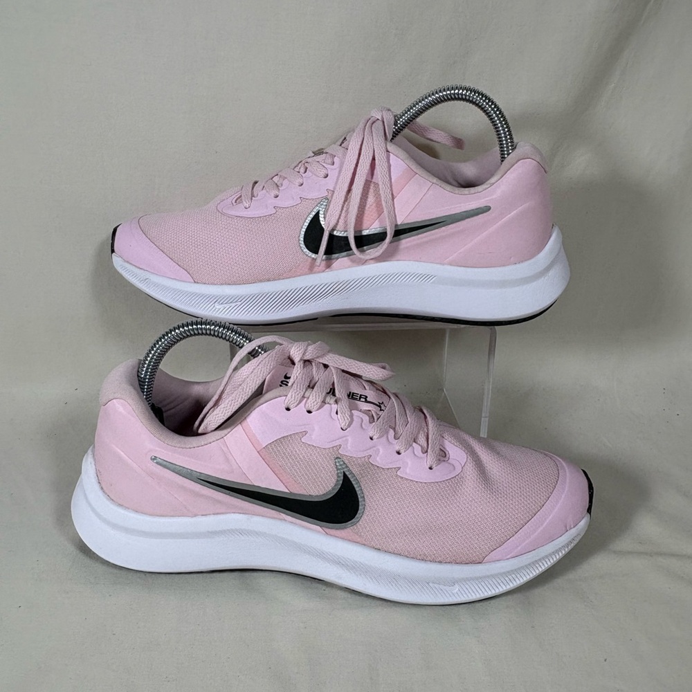 Nike Star Runner Pink Foam/White Athletic Shoes Youth 6.5/W's 8 (DA2776-601)
